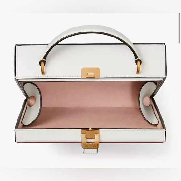 Kate Spade Slice 3D Pizza Box Top-handle Bag New in original packaging - Picture 2 of 7